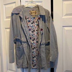 Light-weight Jacket